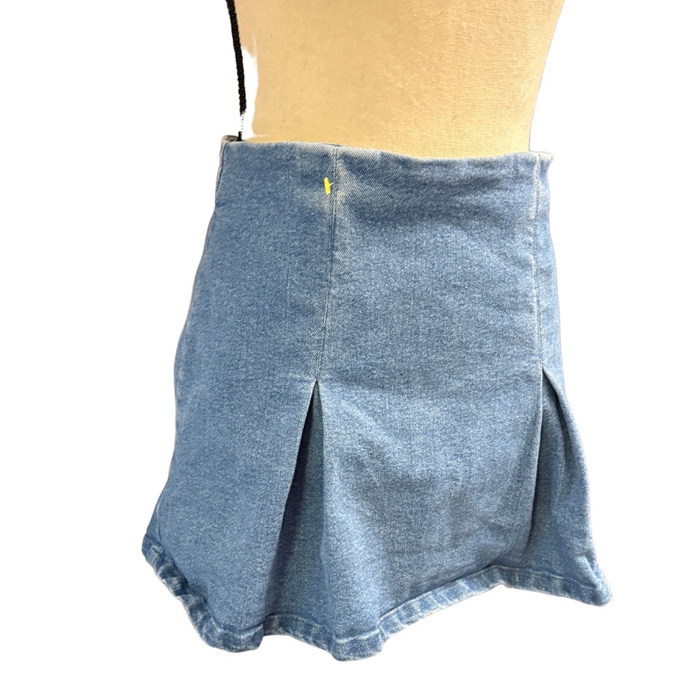 FOREVER 21 Blue Denim Mini Skirt